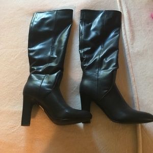 Knee High Black Boots for Women